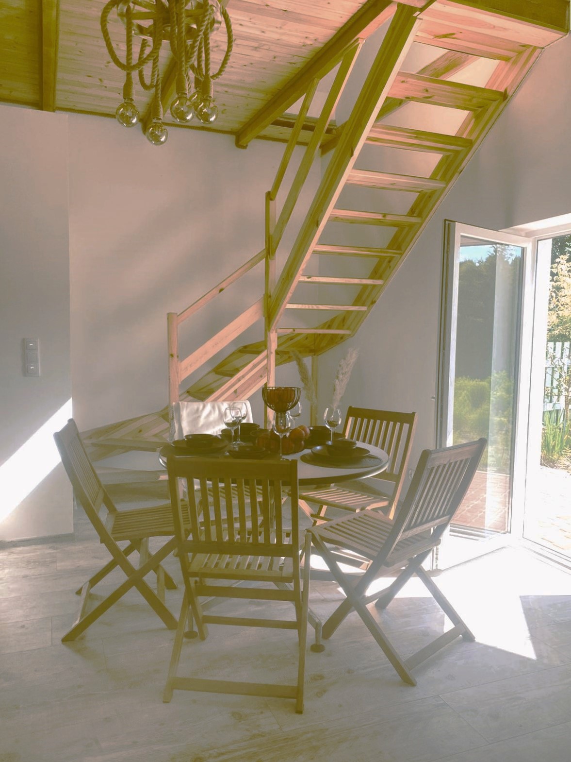 Zdjęcie salonu - część jadalniana